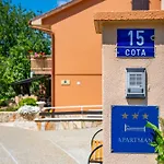 Penzion E-m With Private Pool
