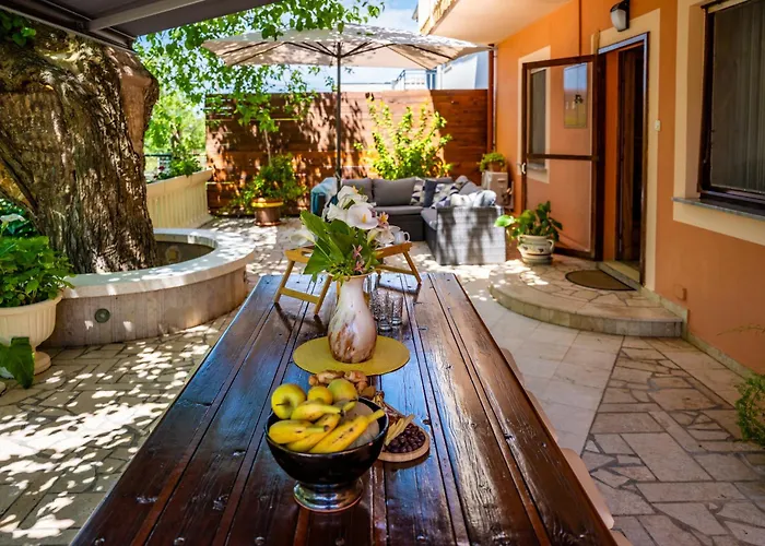 Gostinjska kuća E-m With Private Pool